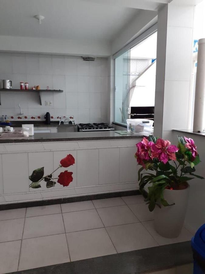 Pousada Vitoria Bed and Breakfast Ubatuba Esterno foto
