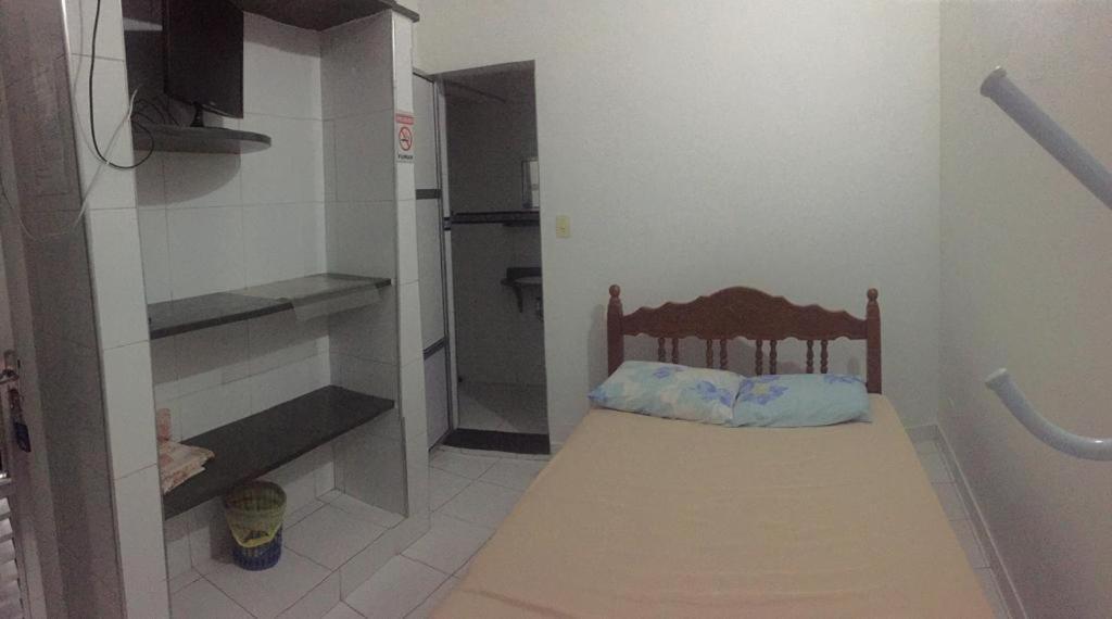 Pousada Vitoria Bed and Breakfast Ubatuba Esterno foto