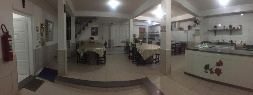 Pousada Vitoria Bed and Breakfast Ubatuba Esterno foto